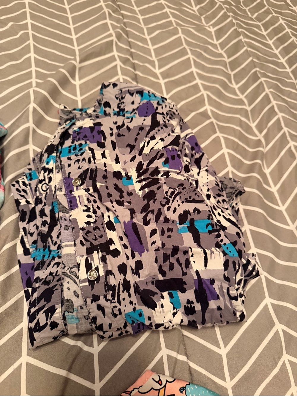 Dickies and SHEIN brand Print Button-Up scrub jacket